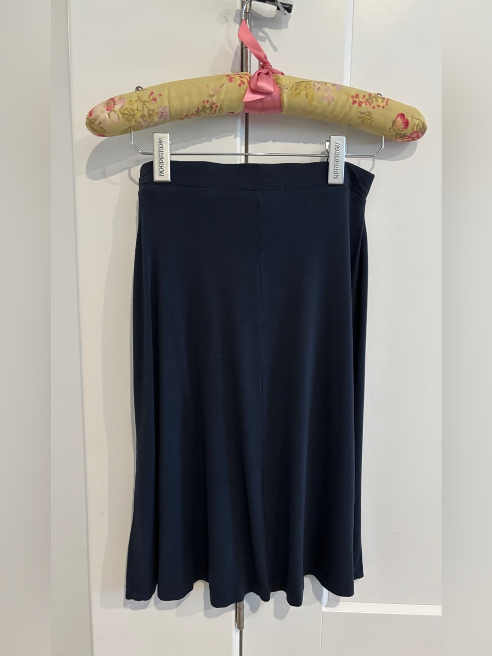 Women's Navy Simple Skirt. Size P